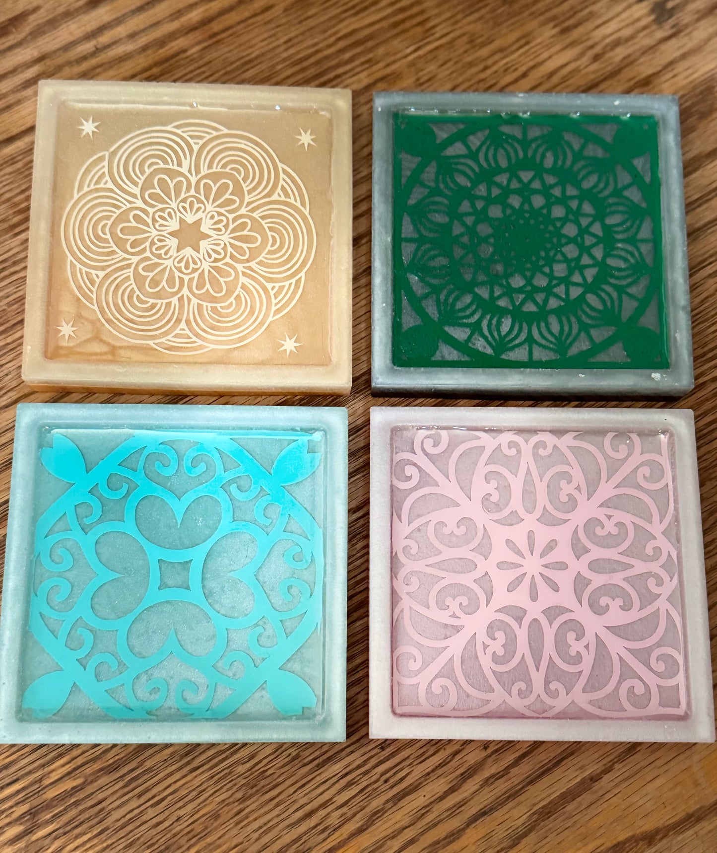 Mandala Resin Coaster Set 4 Piece with Holder